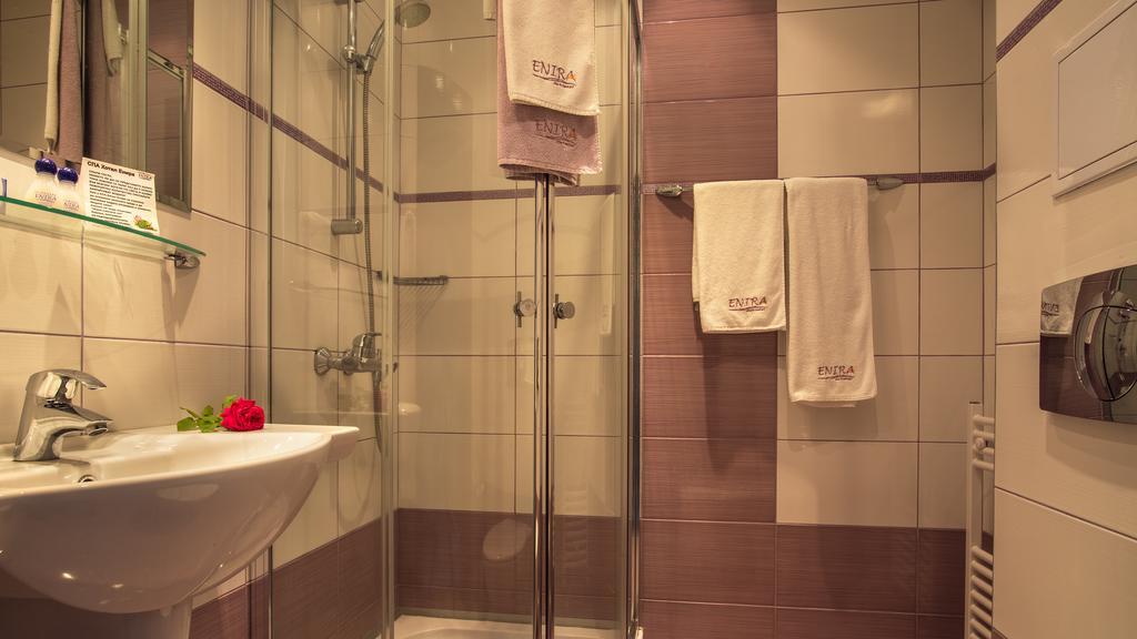 Enira Spa Hotel เวลินกราด ภายนอก รูปภาพ